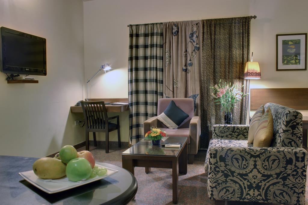 Justa Indiranagar Aparthotel Bangalore Eksteriør bilde